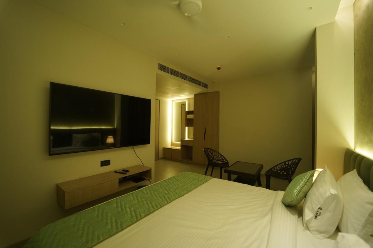 Hotel Laksh Rāipur المظهر الخارجي الصورة