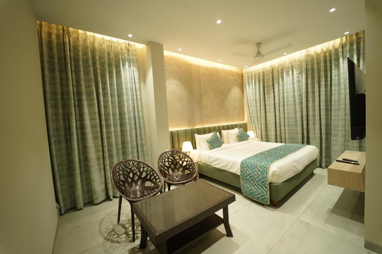 Hotel Laksh Rāipur المظهر الخارجي الصورة
